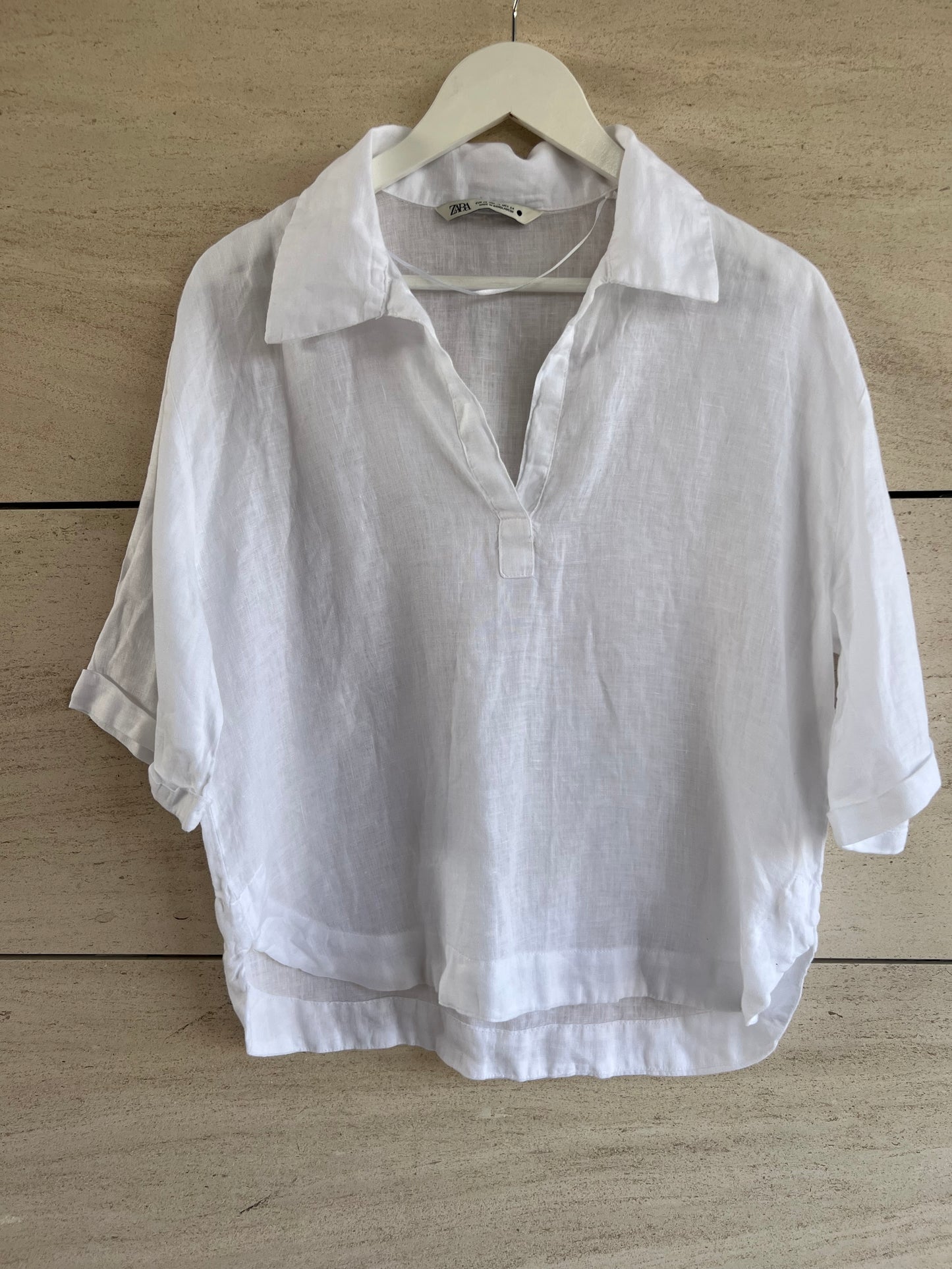 ZARA. blusa blanca fluida  T.xs