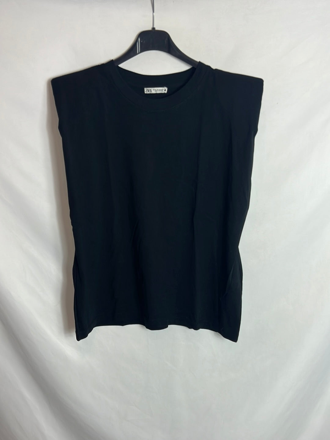 Blusa hombreras online zara