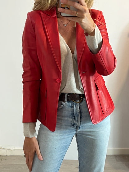 PEDRO DEL HIERRO. Chaqueta roja piel . T M