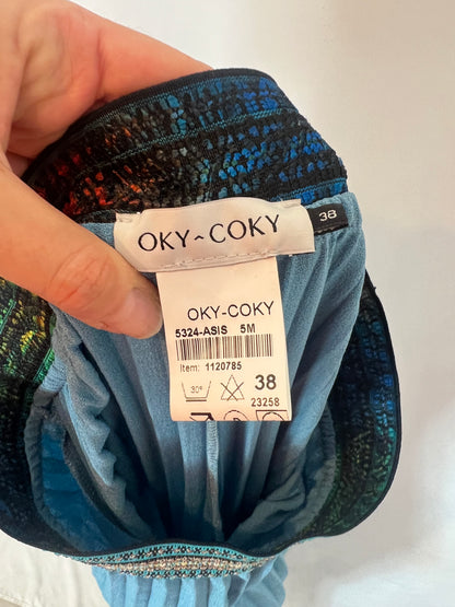 OKY COKY. Pantalón azul plisado  T.38