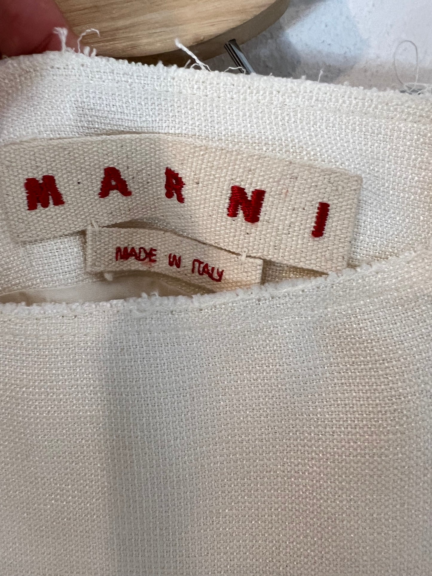 MARNI. Falda midi blanca T.38