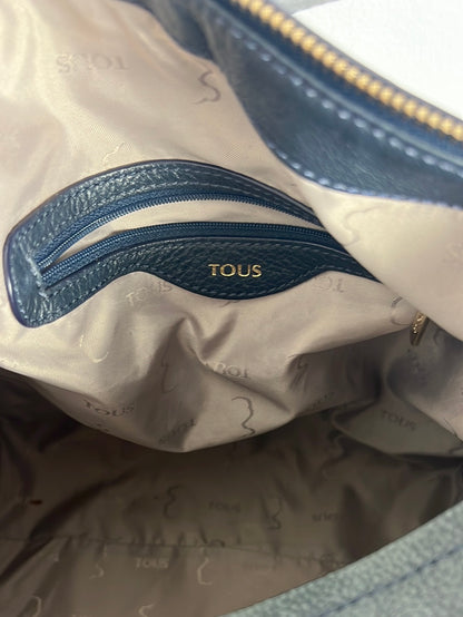 TOUS. Bolso mediano piel textura