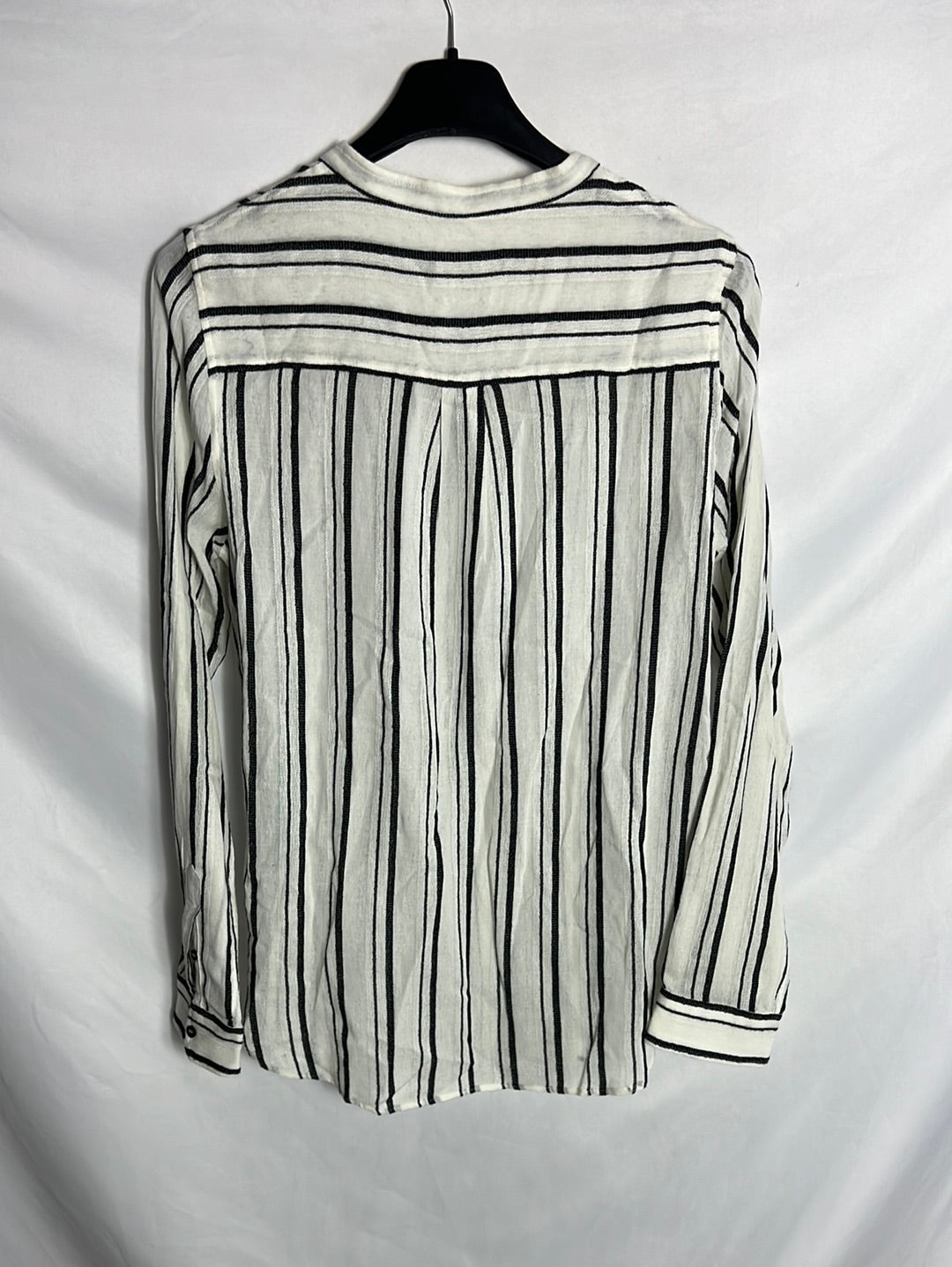 ISABEL MARANT. Blusa rayas negras. T 36