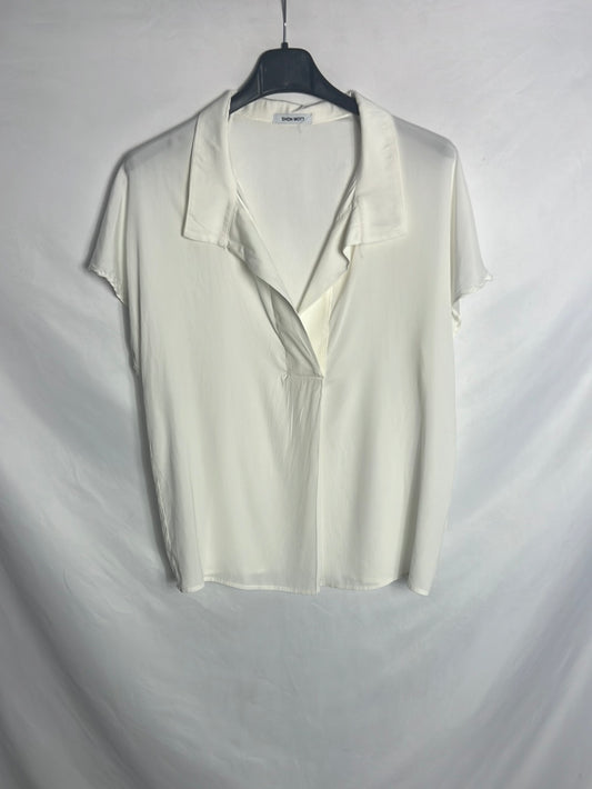 SHON MOTT. Blusa seda manga corta color crudo. T s/m