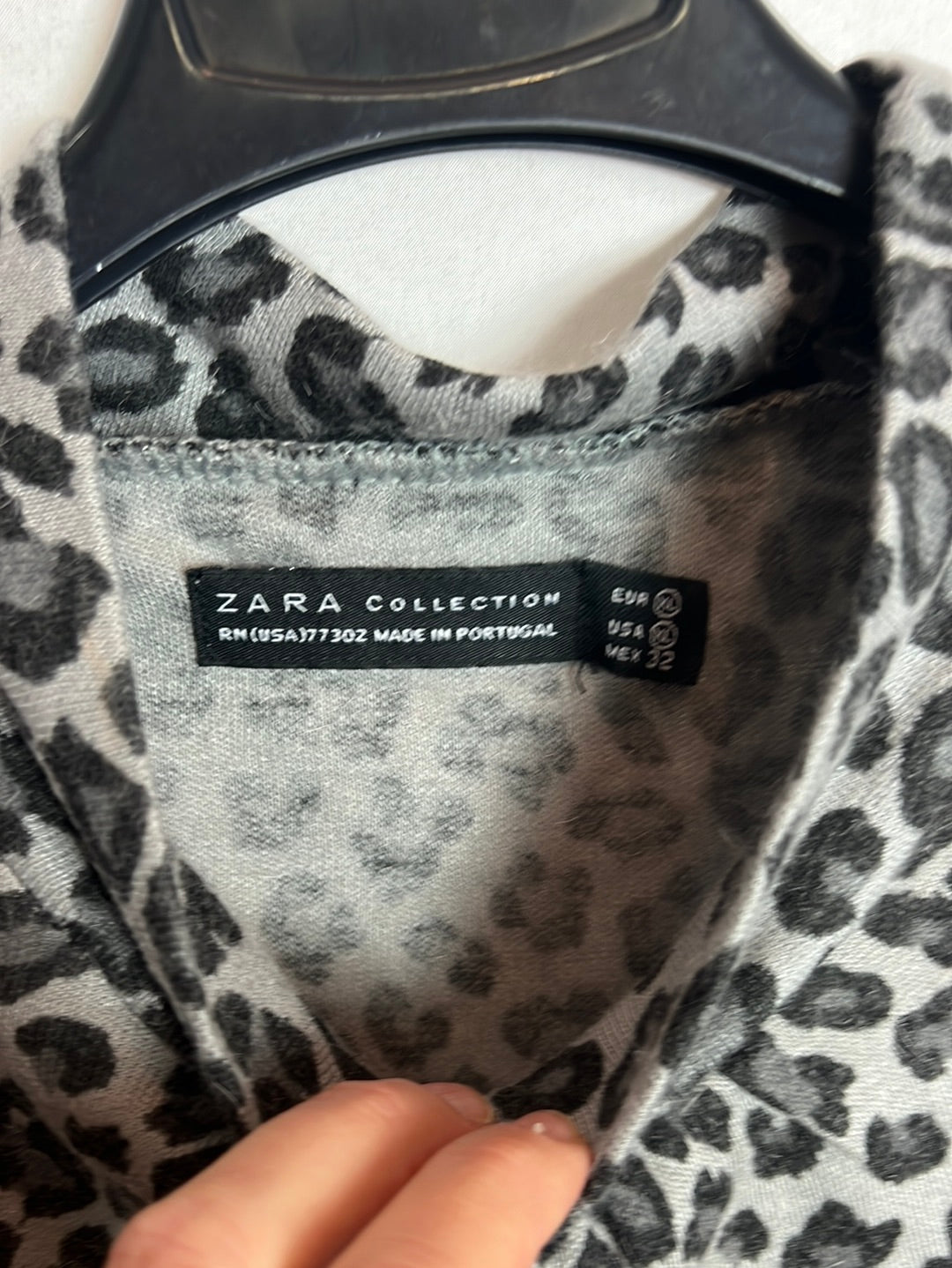 ZARA. Top punto animal print. T XL