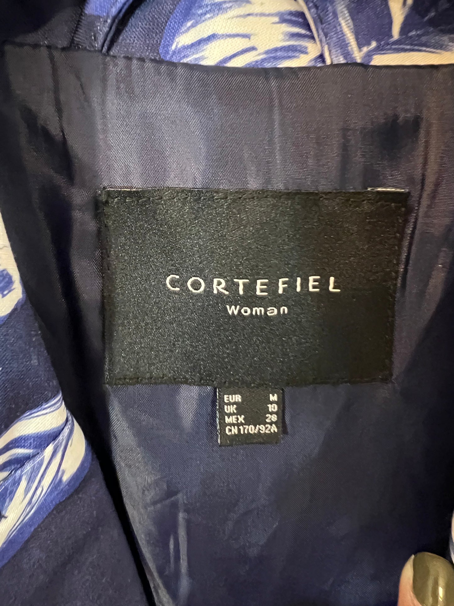 CORTEFIEL. gabardina azul estampado T.m