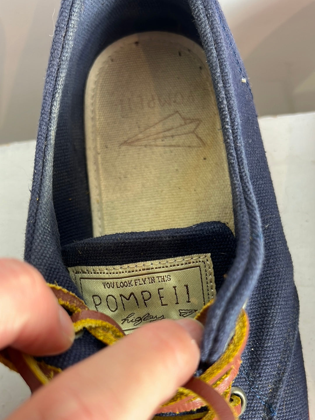 POMPEII. Zapatillas azules cordones. T 39