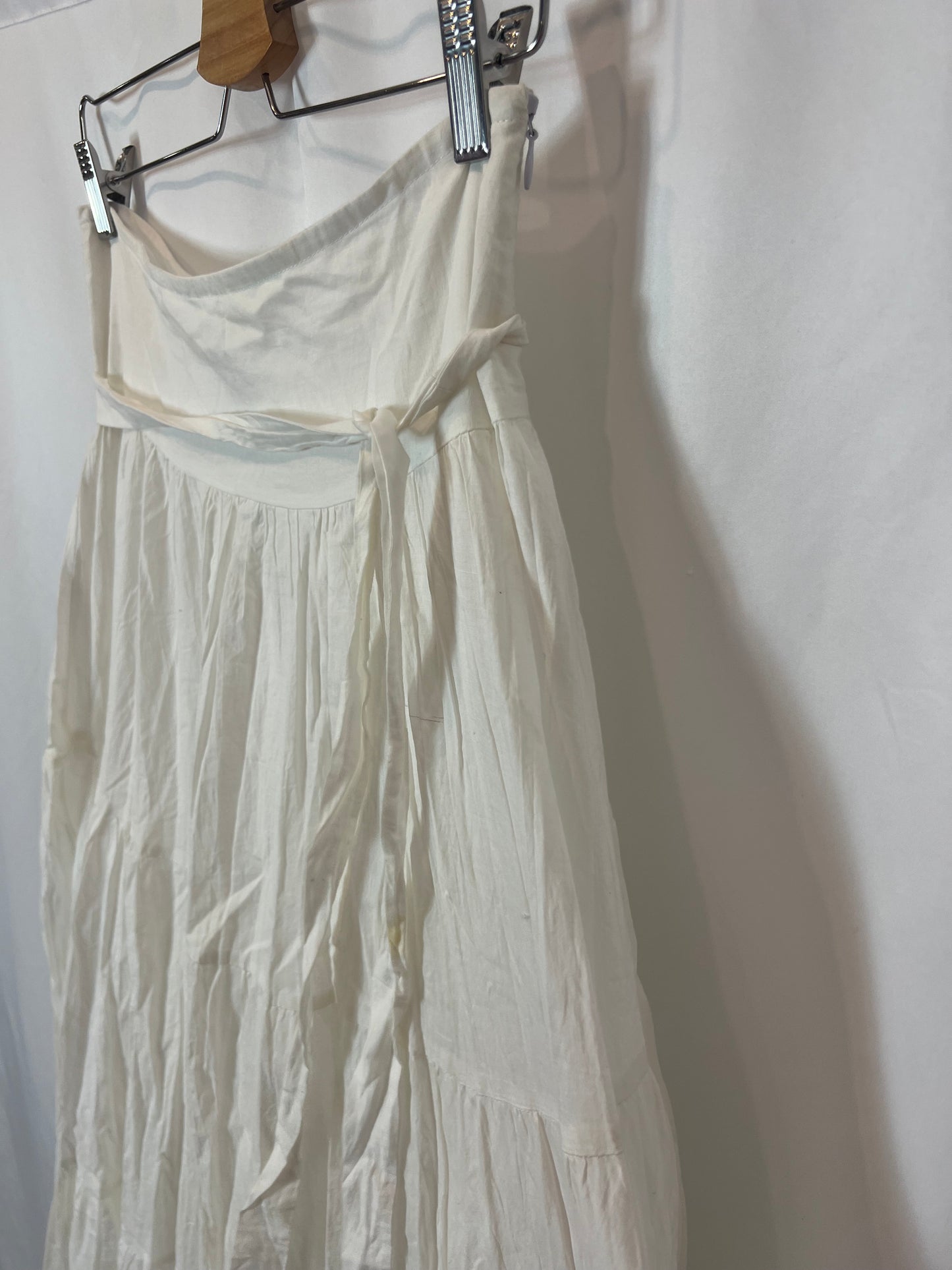 CATALINA BONET. Falda midi blanca T.u(36)