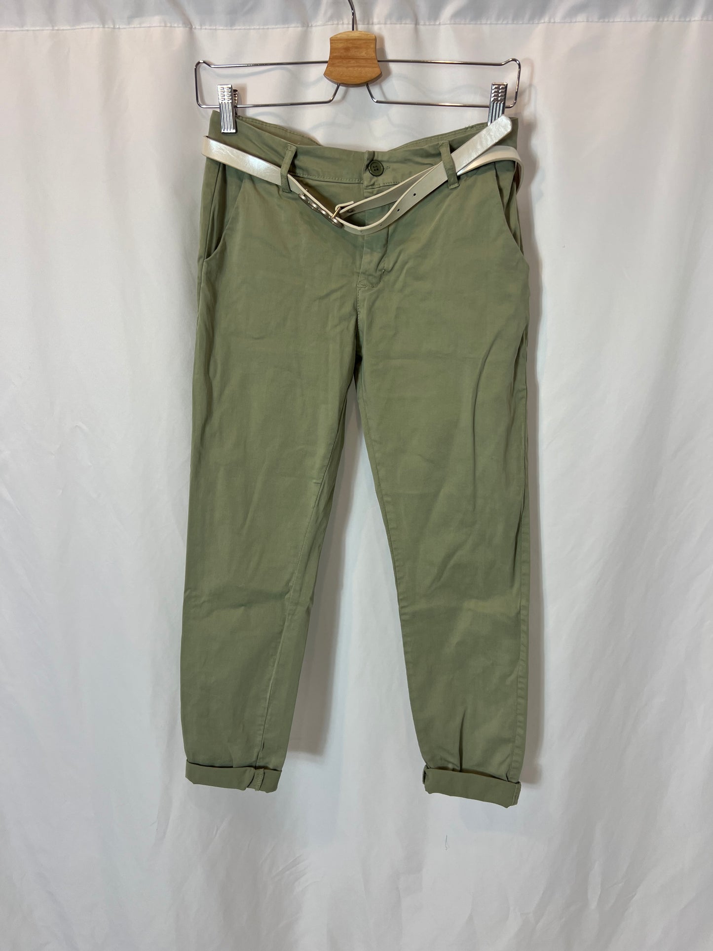 MARGOT PARIS. Pantalón verde cinturón T.s