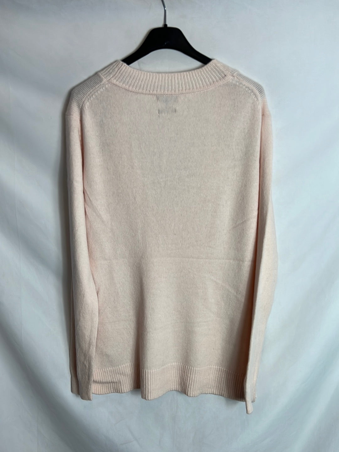 MASSIMO DUTTI. Jersey rosa cuello pico. T L