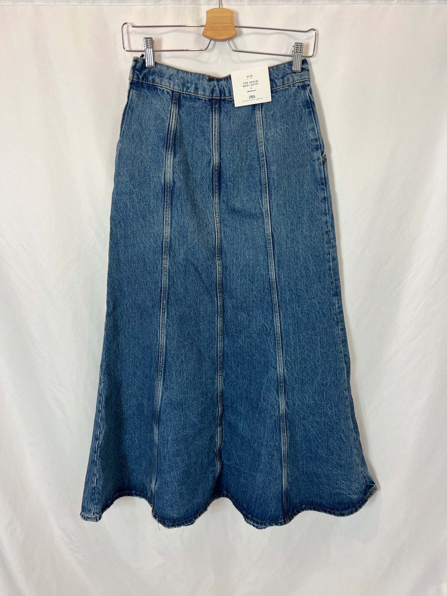 ZARA. Falda denim midi. T S