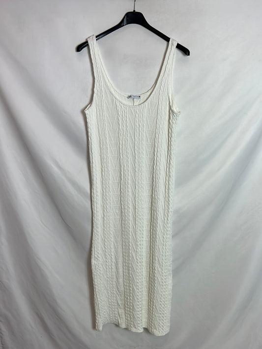 ZARA. Vestido midi punto blanco. T S