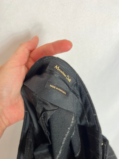 MASSIMO DUTTI. Pantalón negro rayas textura. T 38