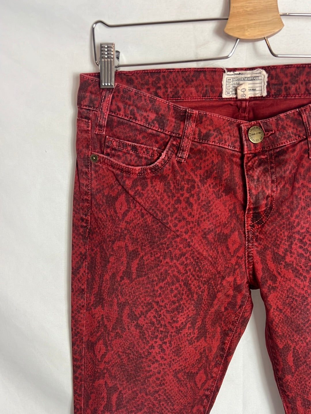 CURRENT ELLIOT. Denim rojo snake print. T 38