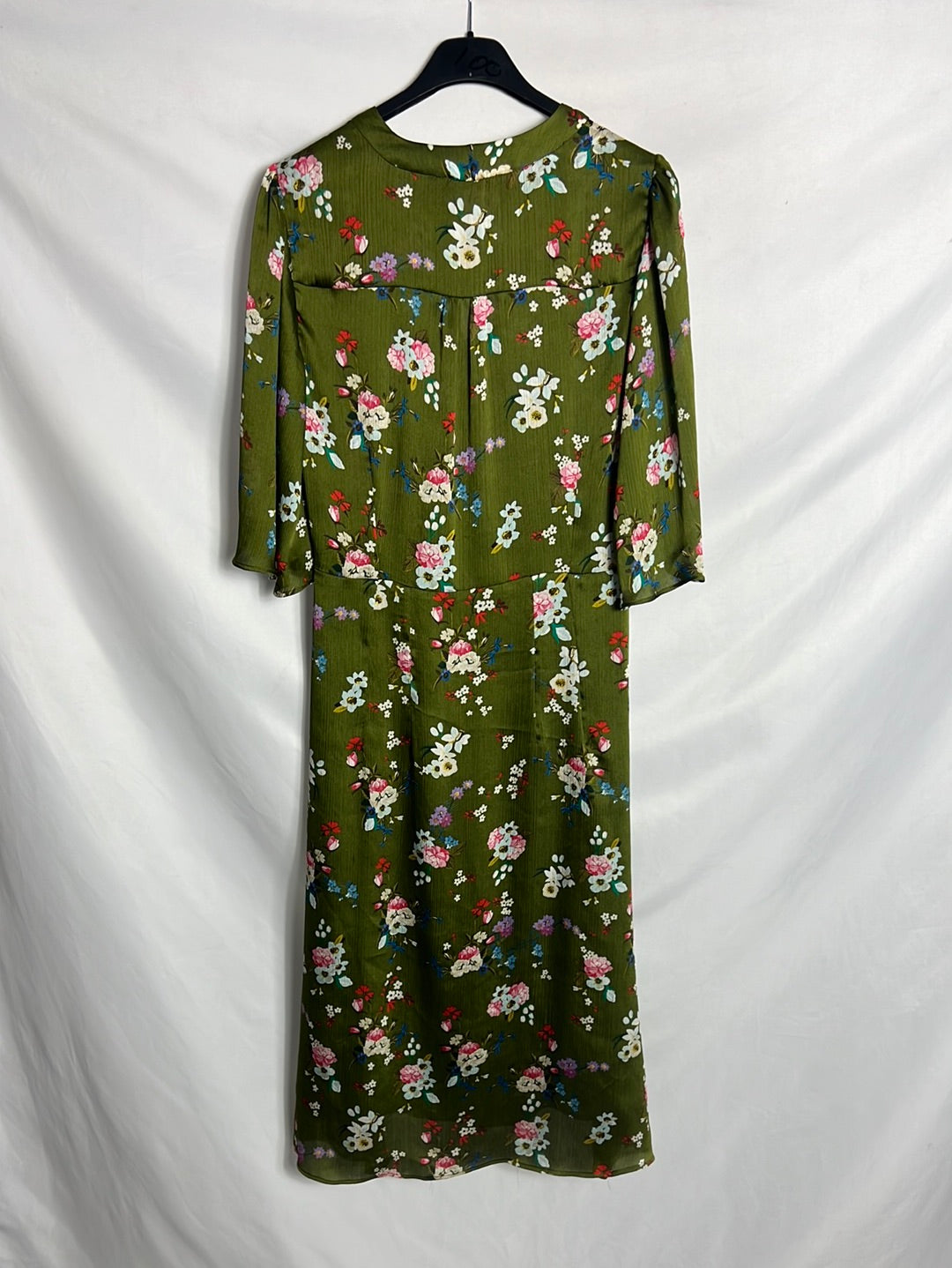 MANGO. Vestido midi verde estampado. T M