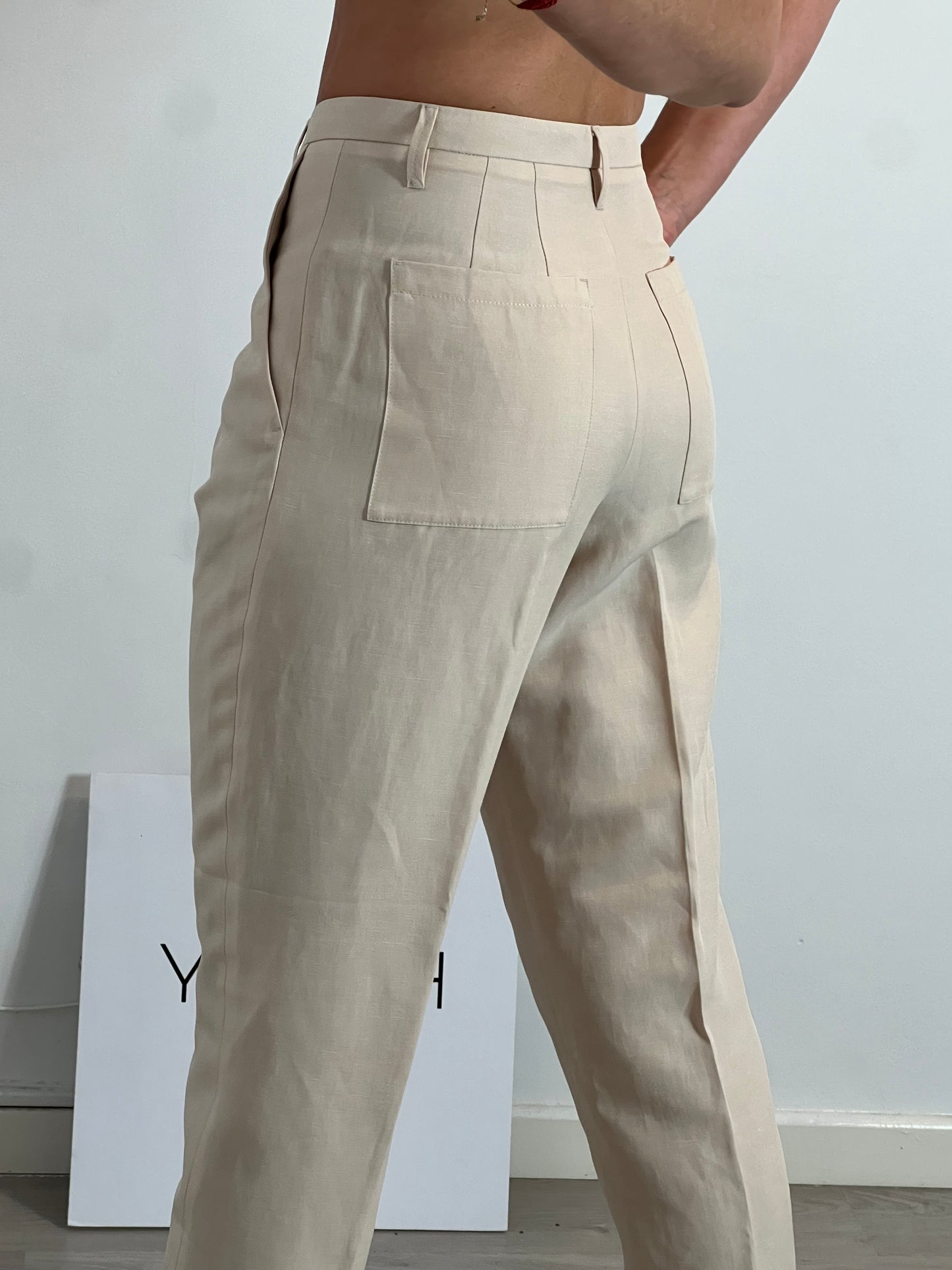 DOROTHEE SCHUMACHER. Pantalón beige pinzas. T 1 (s)