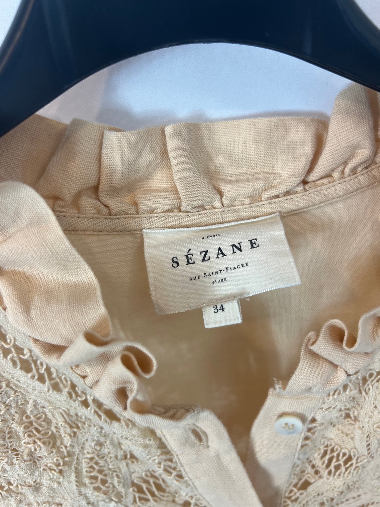 SÉZANE. Vestido largo beige detalle mangas. T 34