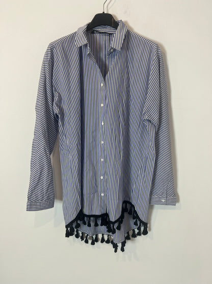 ZARA. Camisa rayas detalle borlas. T S