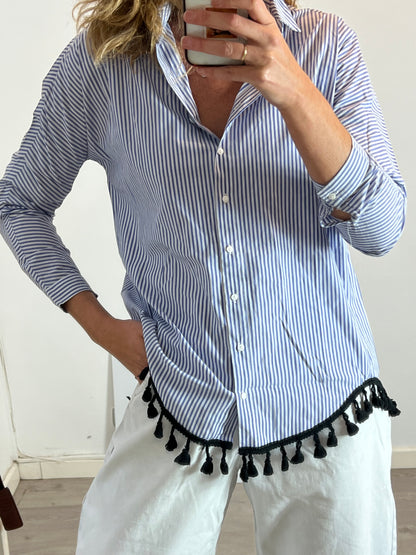 ZARA. Camisa rayas detalle borlas. T S