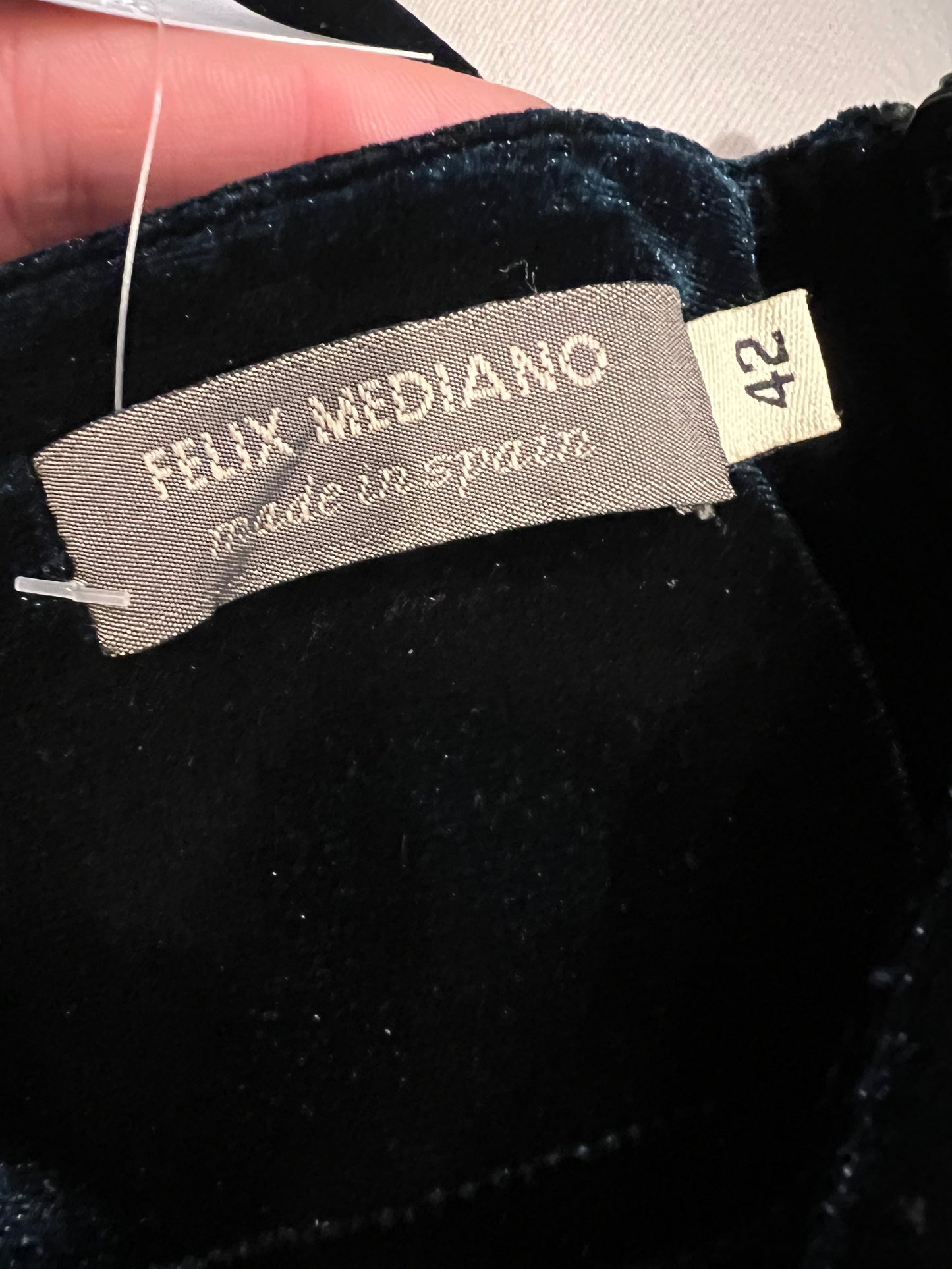 FELIX MEDIANO.Pantalones verdes terciopelo T.42