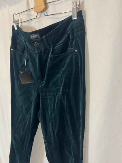 MASSIMO DUTTI. Pantalón verde terciopelo. T 42