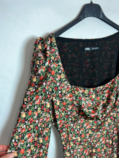 ZARA. Vestido largo flores T.m