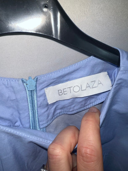 BETOLAZA. Vestido midi azul claro volante. T S