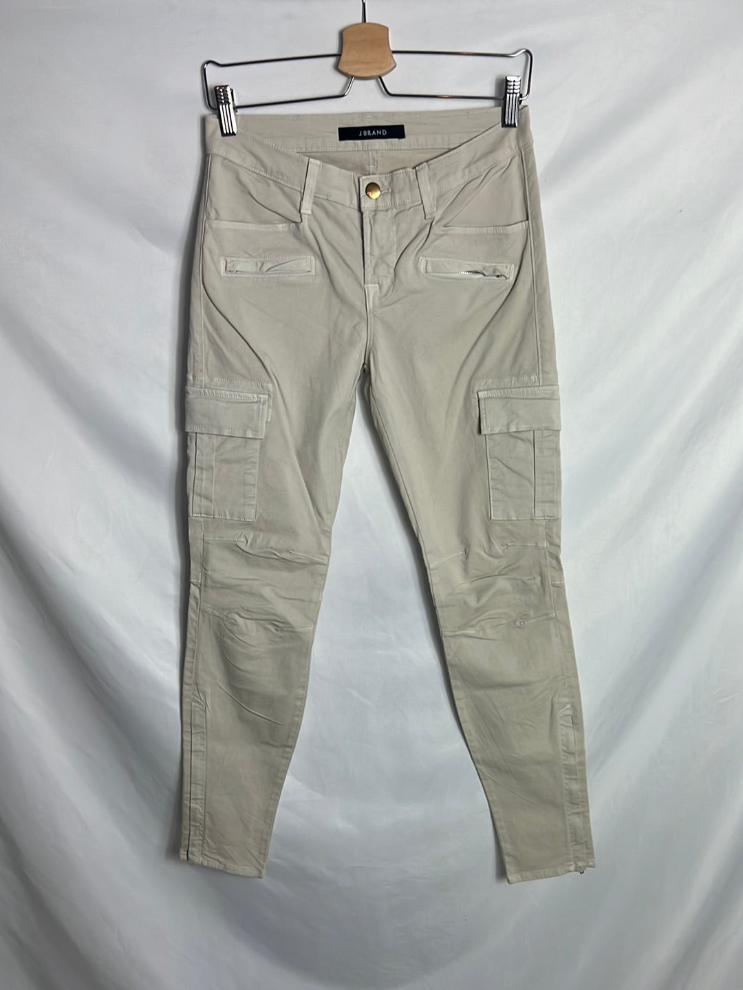 J BRAND. Pantalón beige bolsillos . T 27(36)