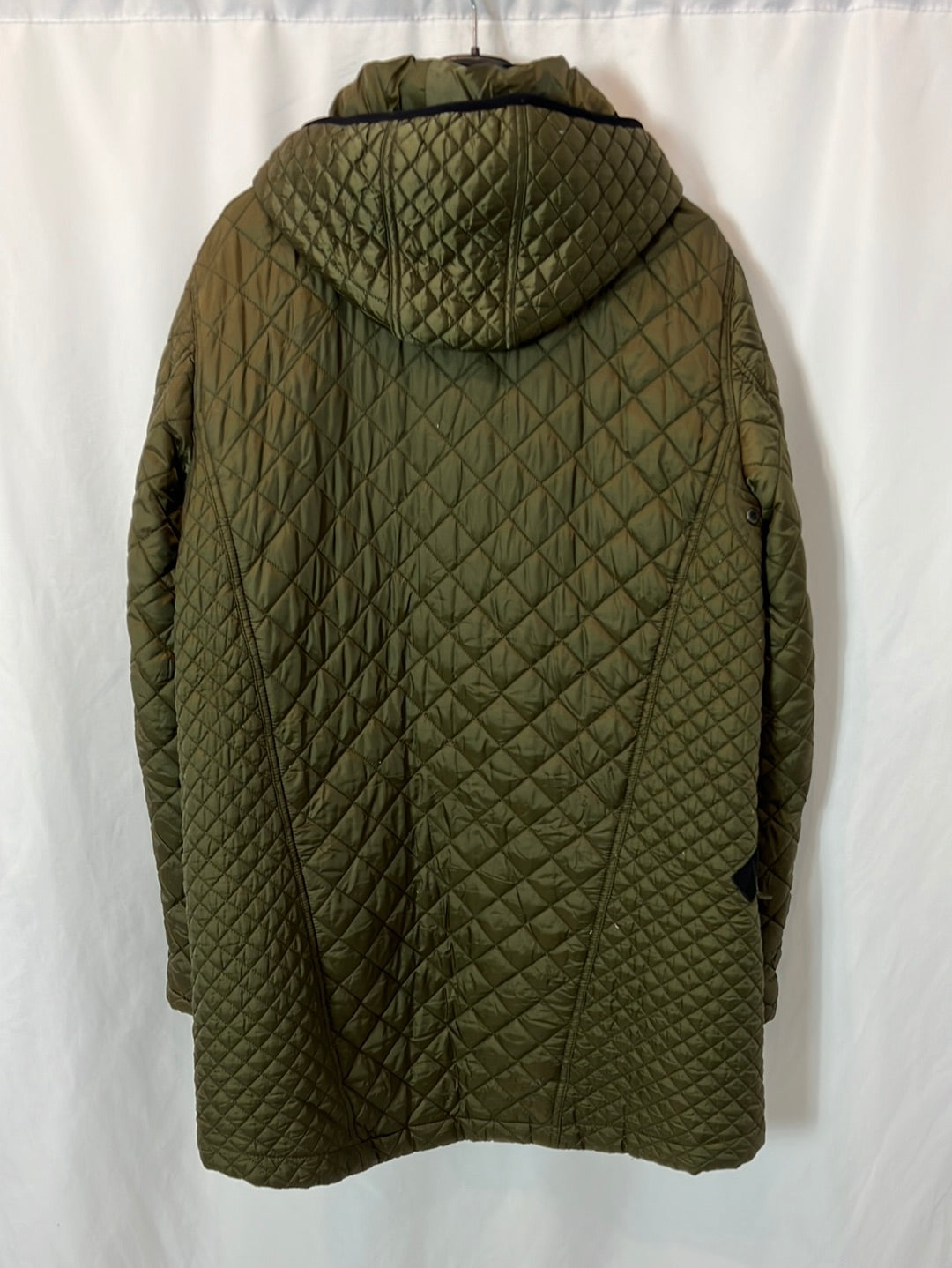 ZARA. Chaqueta verde acolchada ligera. T XL