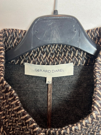 GERARD DAREL. Chaqueta espiga marrón T.42