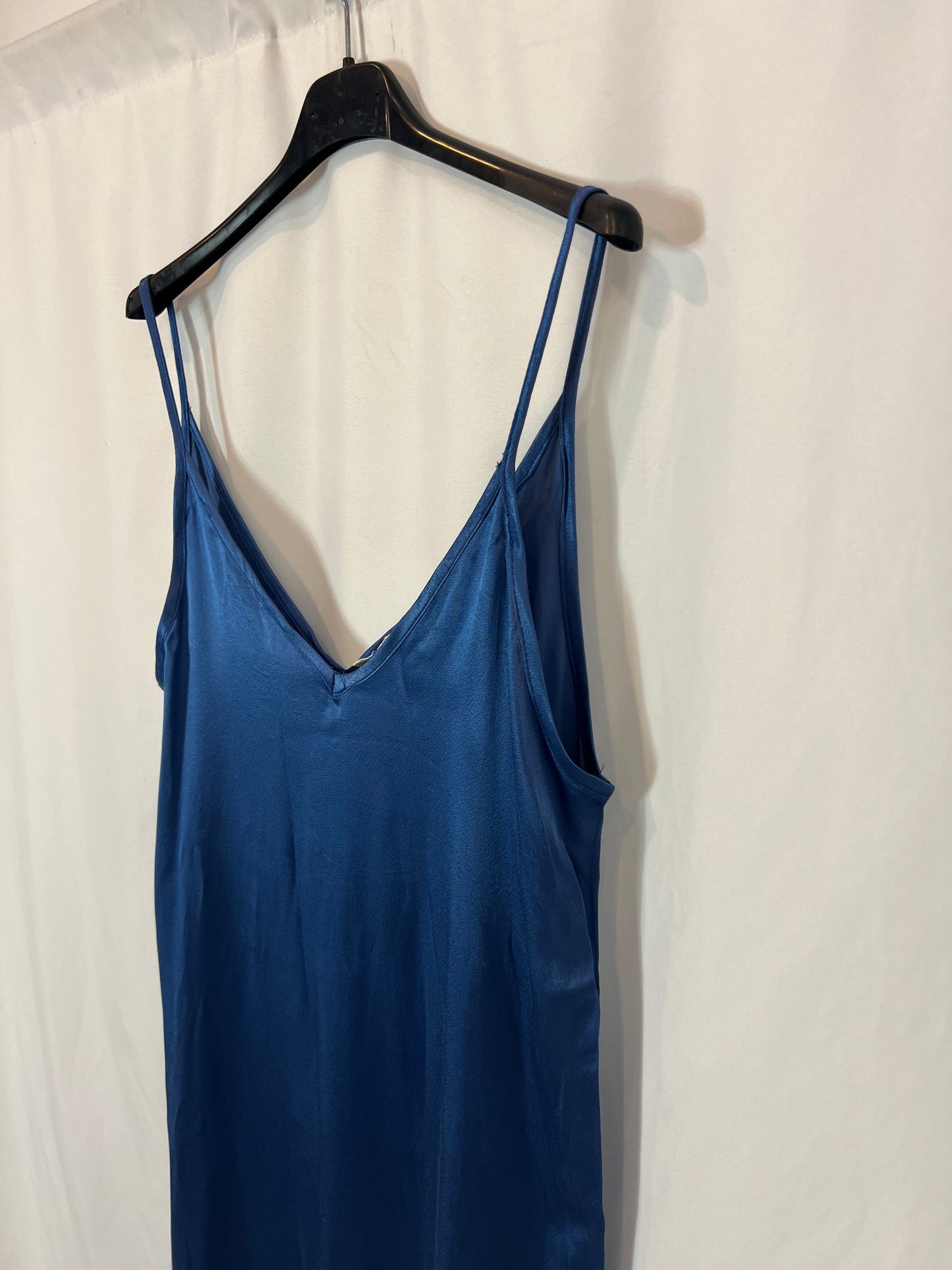 TRIANA BY C. Vestido midi bicolor satinado. T S