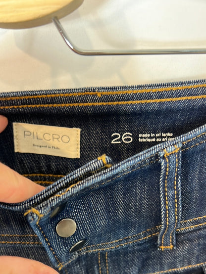 PILCRO. Denim oscuro panta ancha. T 36