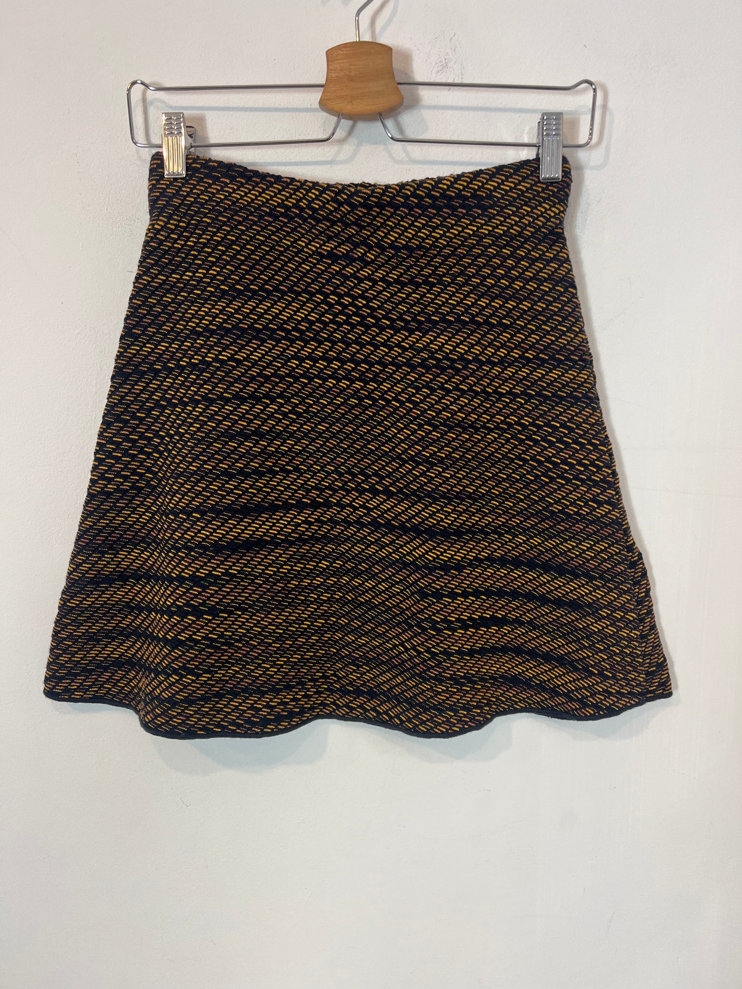 MISSONI. Falda corta textura. T 40 (36)