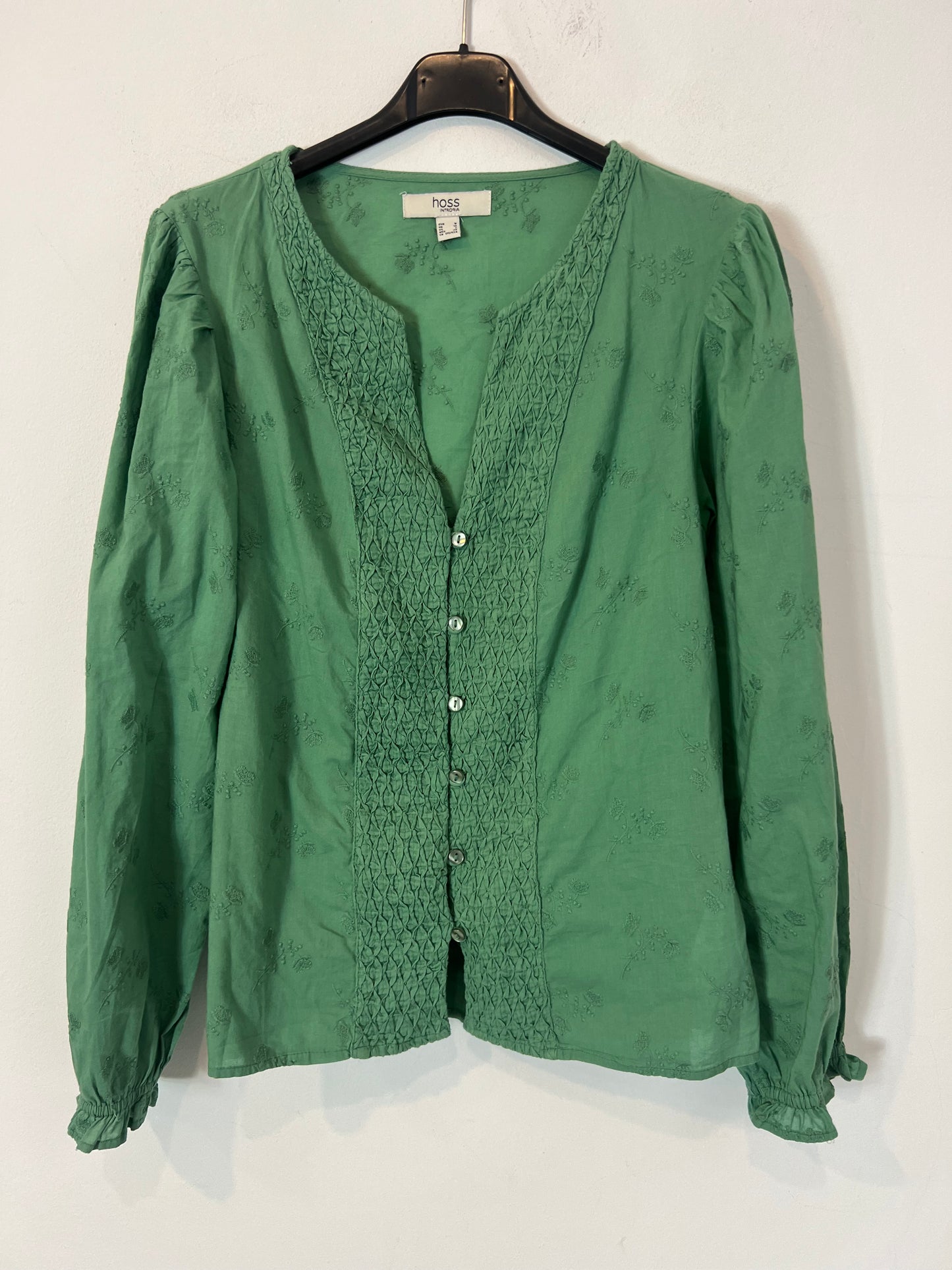 INTROPIA. Blusa verde bordada. T M