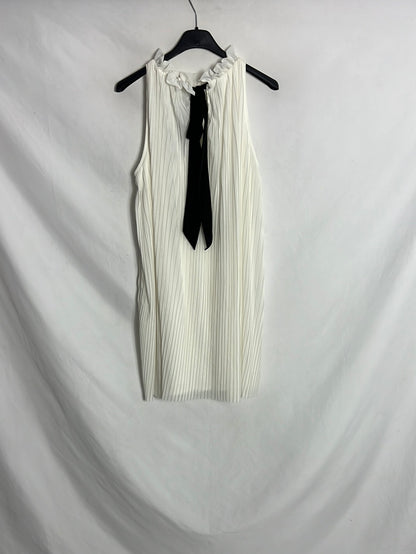 TOPSHOP. Vestido blanco plisado lazada negra. T S