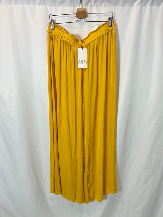 ZARA. pantalón fluido amarillo. T XL