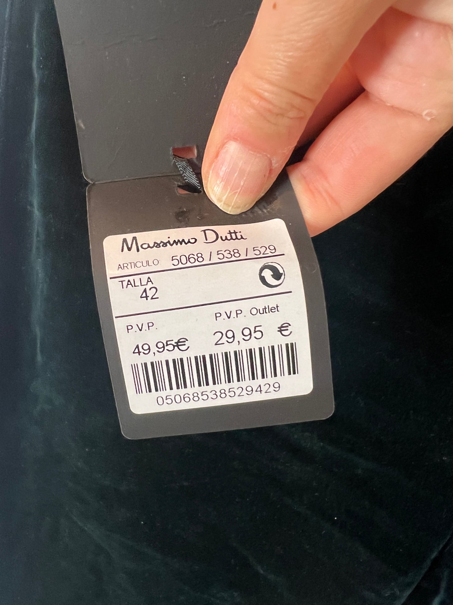 MASSIMO DUTTI. Pantalón verde terciopelo. T 42