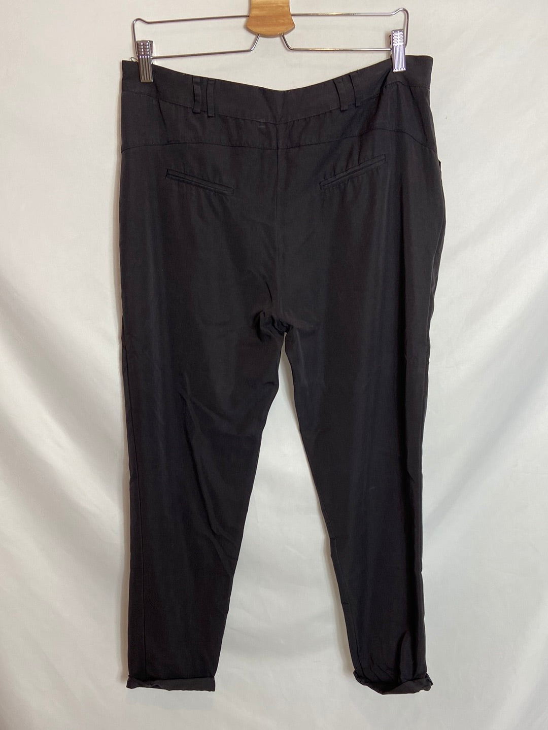 SHANA. Pantalón fluido gris T.40