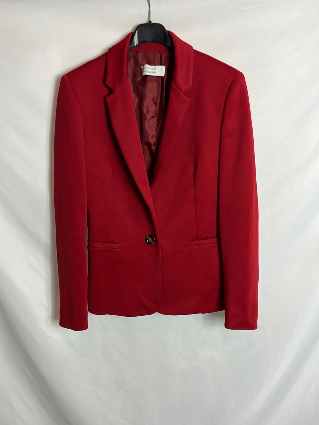 KAOS. Blazer roja pinzas. T 42( M)