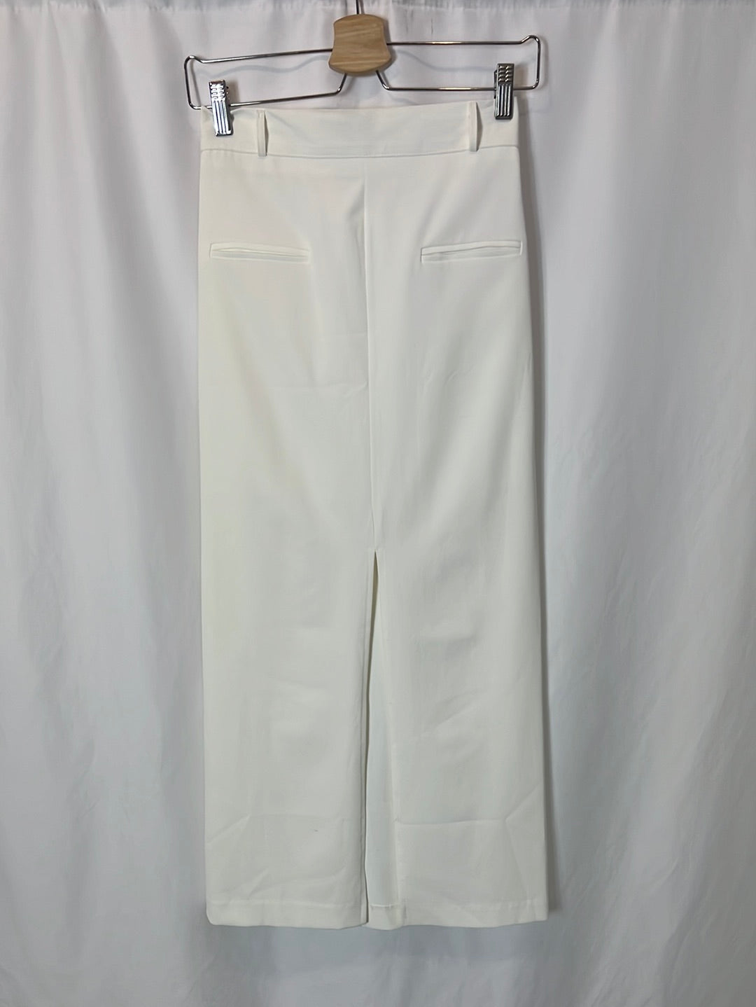 STORETS. Falda midi/larga blanca abertura. T S/M