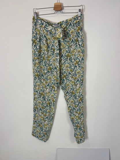 NAF NAF. Pantalón fluido estampado. T 40