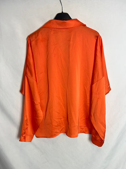 OTRAS. Blusa naranja satinada. T S/M