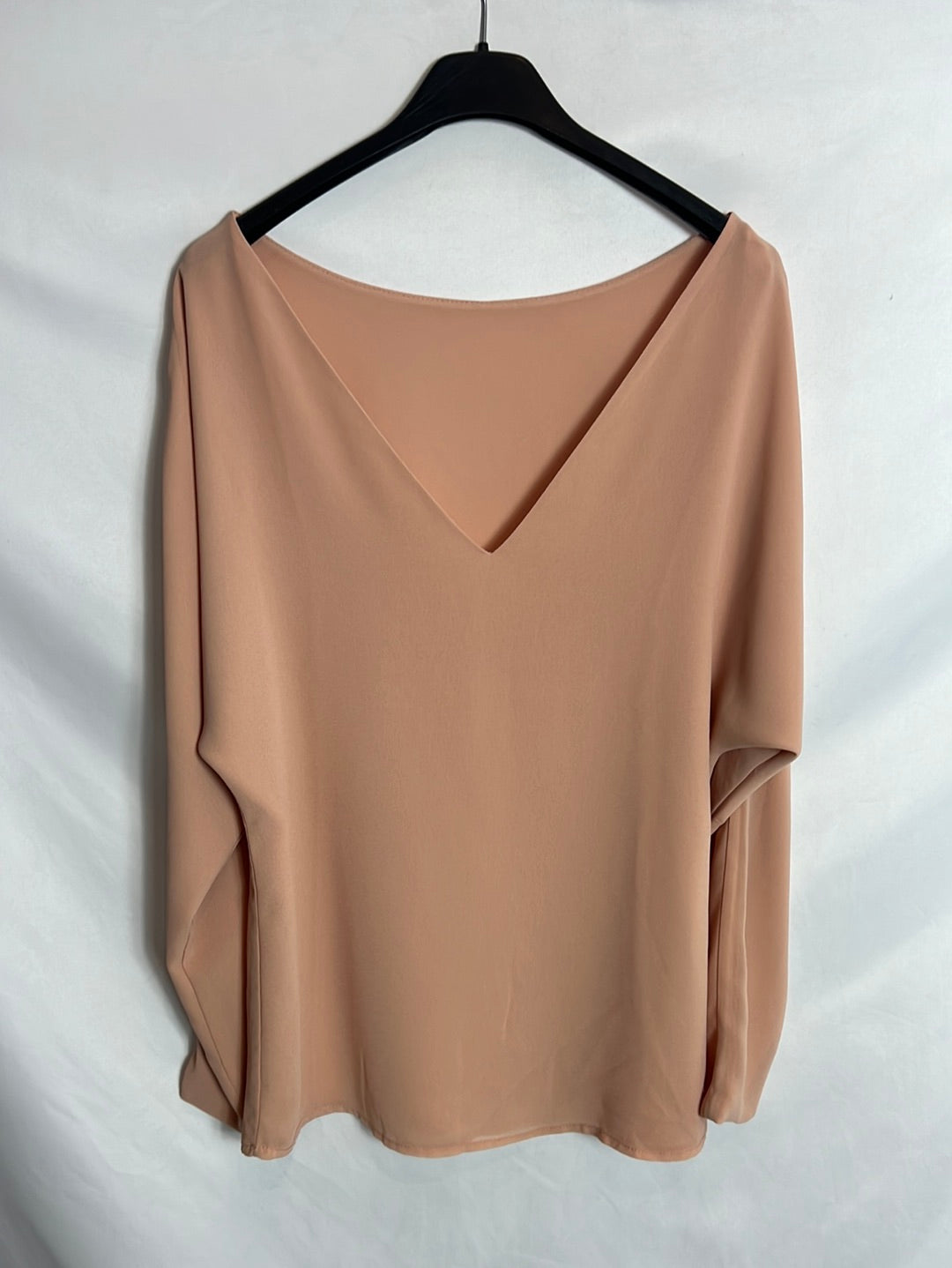 BIMANI. Blusa rosa escote espalda. T S