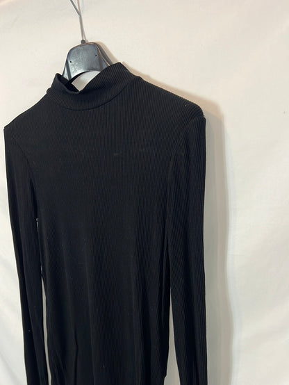 ZARA. Top negro canalé T.s