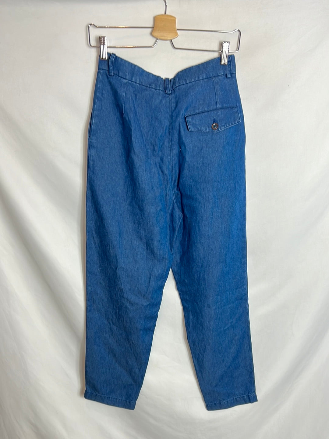 SESSÚN. Pantalón denim fluido estilo chino. T 36