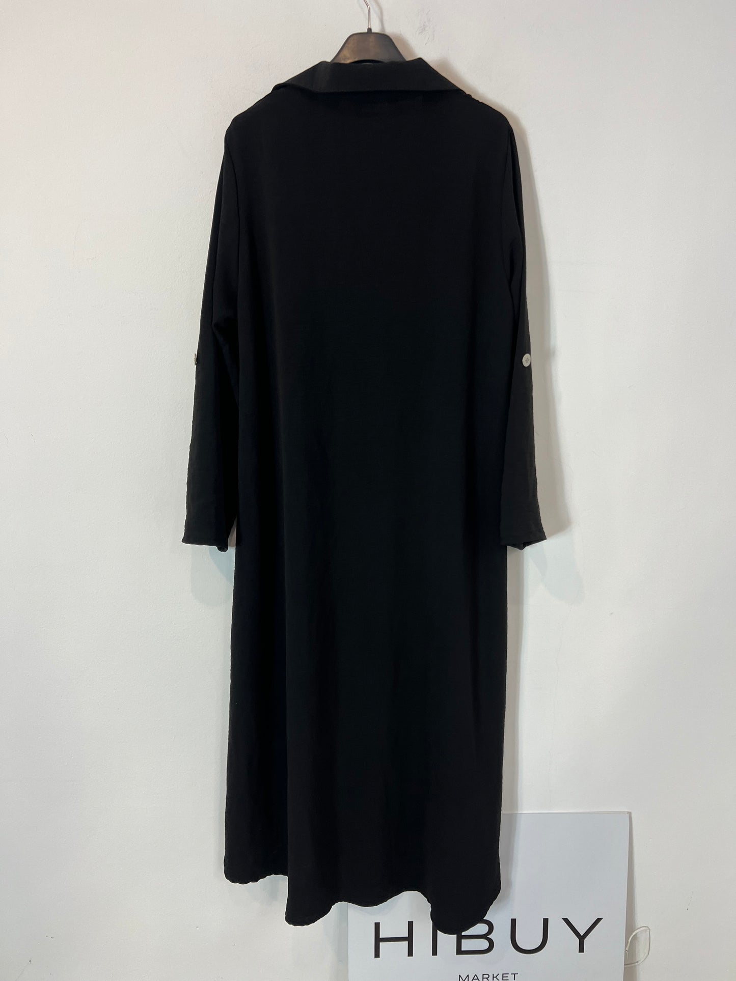 ALGO BONITO. Vestido negro camisero Tu(s/m)