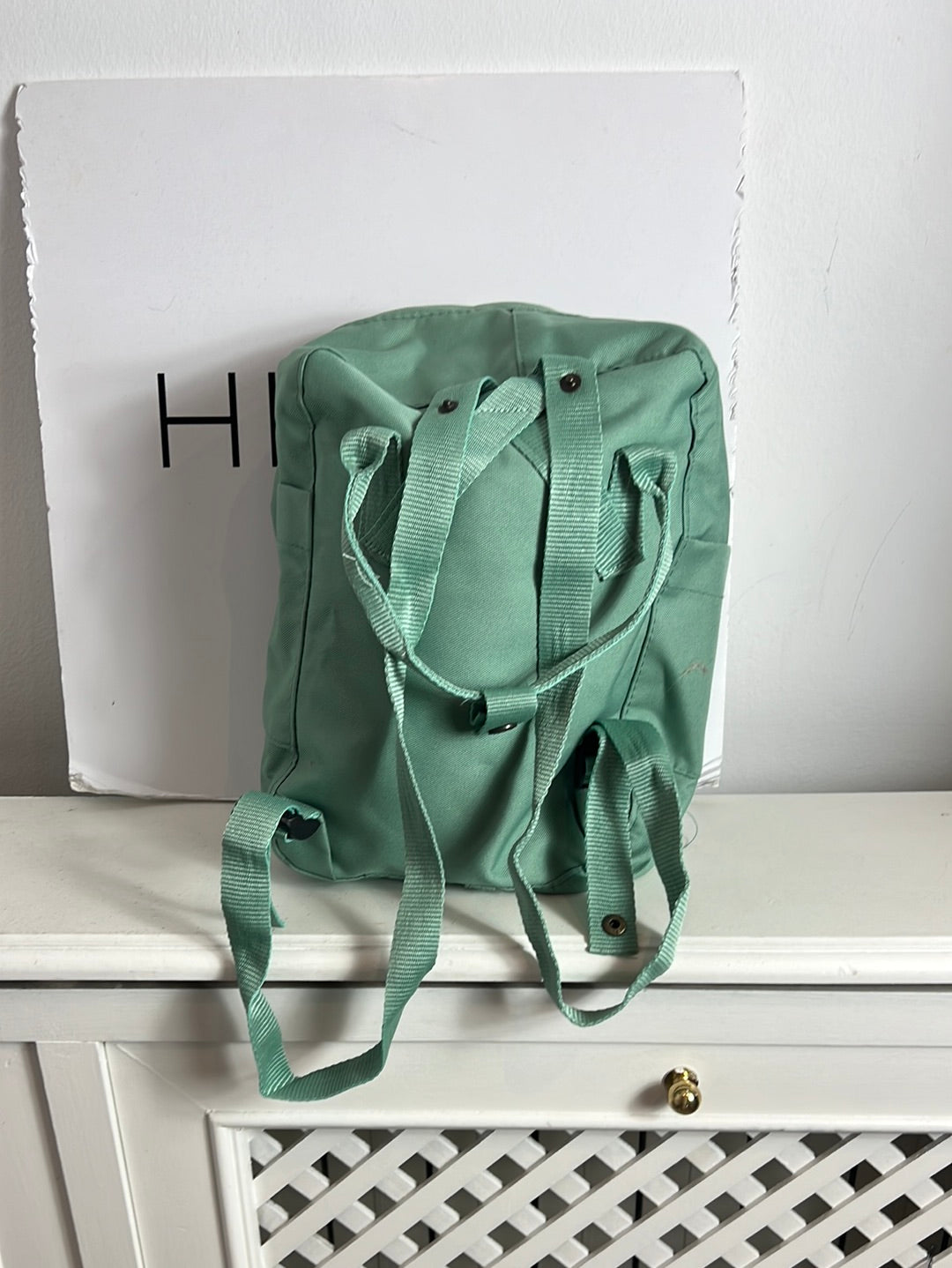 FJALLRAVEN KANKEN. Mochila pequeña verde claro