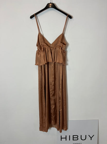 H&M. Vestido rosa nude satinado T.34