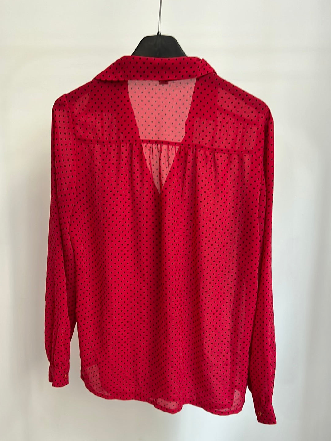 OTRAS. Blusa roja lunares fluida. T S