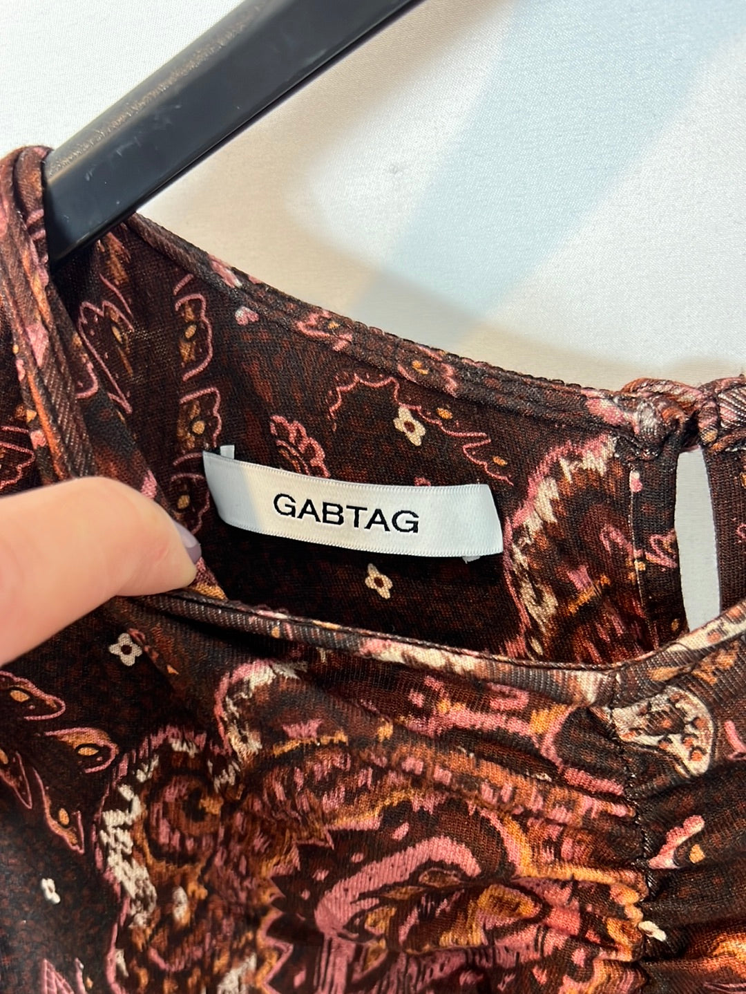 GABTAG. Vestido midi estampado asimétrico. T M